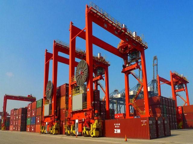 Zhuhai port